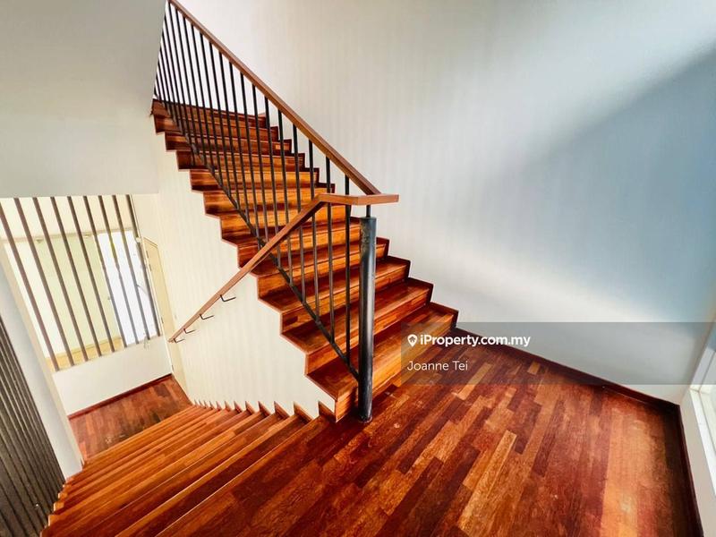 Bungalow House for Sale in Lakefront Villa, Cyberjaya by Joanne Tei - iProperty.com.my