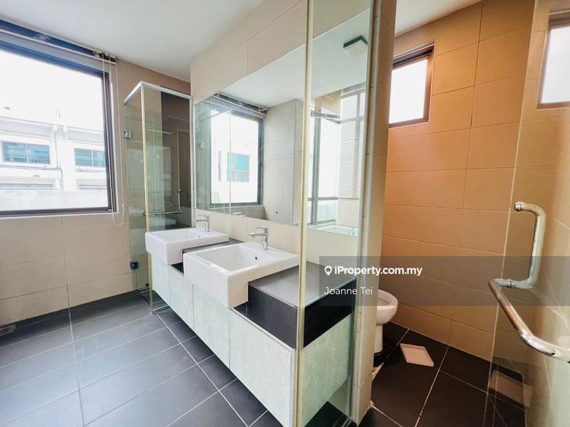3-storey Terraced House for Sale in LakePoint Residence, Cyberjaya by Joanne Tei - iProperty.com.my