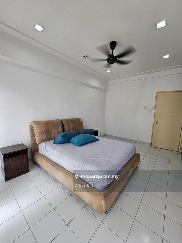 Condominium for Sale in Sterling by Allen Tan - iProperty.com.my