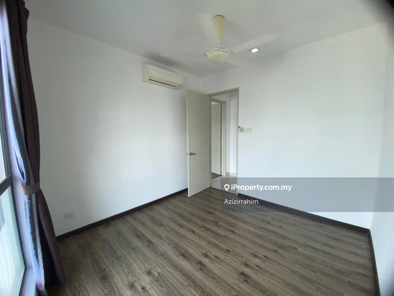 Condominium for Sale in Cristal Serin Residence by Azizirrahim - iProperty.com.my