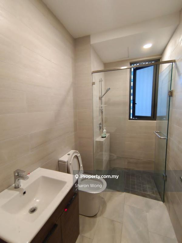 For Rent - Trinity Pentamont