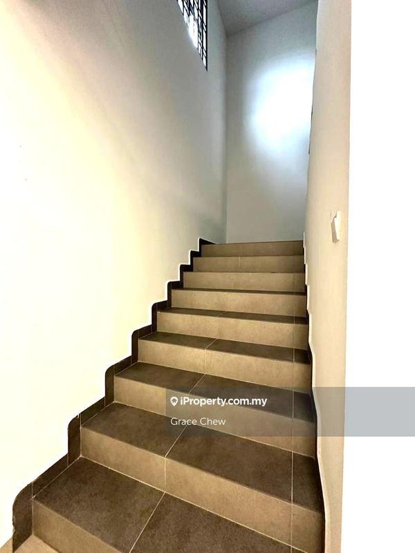 Kedai untuk Dijual di Taman Molek, Johor Bahru oleh Grace Chew - iProperty.com.my