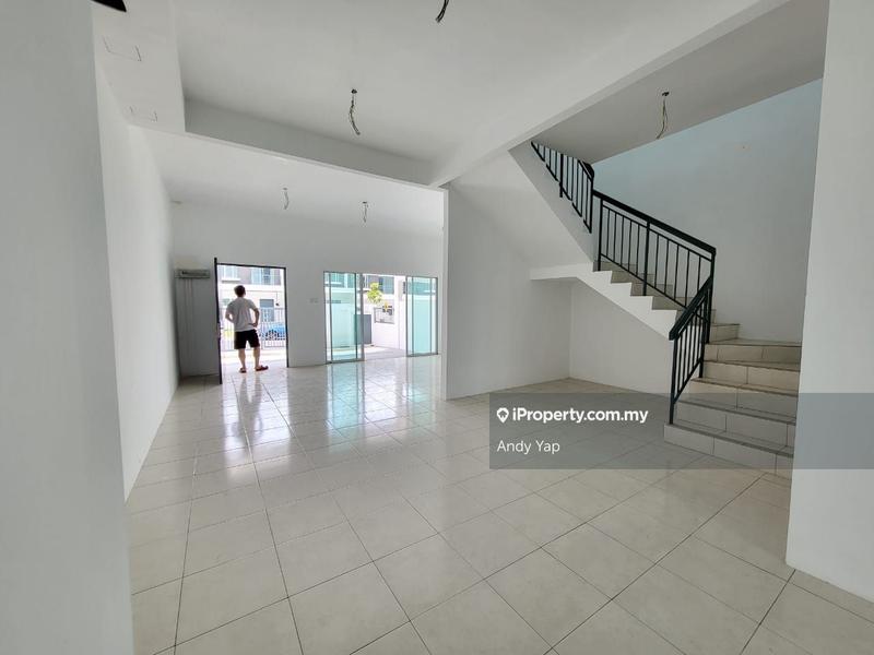 2-storey Terraced House untuk Dijual di Taman Kundang Jaya, Rawang oleh Andy Yap - iProperty.com.my