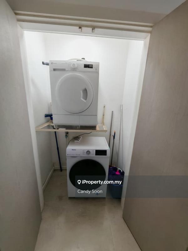Service Residence for Sale in Bintang Fairlane Residences by Candy Soon - iProperty.com.my