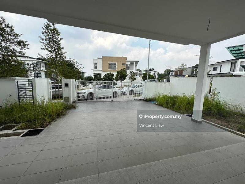 Semi-Detached House for Sale in The Estana 32, Kota Damansara by Vincent Liaw - iProperty.com.my