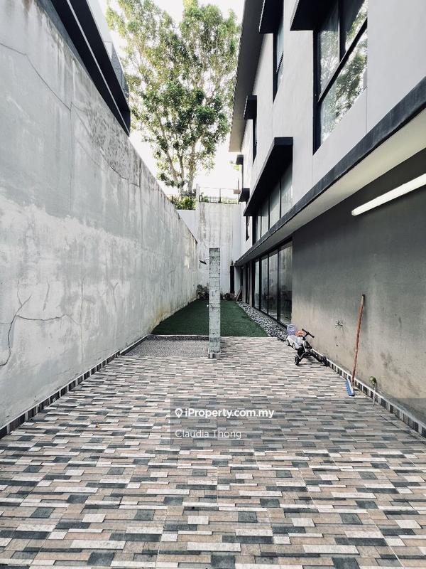 Bungalow House for Sale in Ampang, Ampang by Claudia Thong - iProperty.com.my