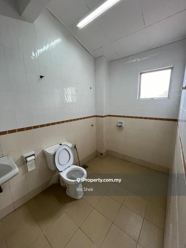 Rumah Berangkai 2 Tingkat untuk Dijual di Kota Kemuning, Shah Alam oleh Iris Shek - iProperty.com.my