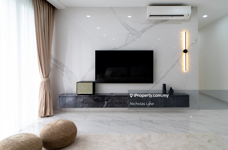 For Sale - Times Square 2