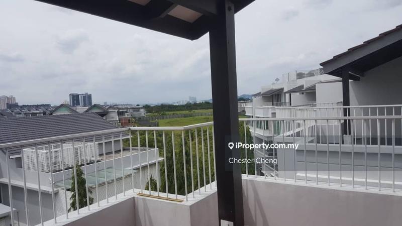 Townhouse for Sale in Subang Jaya, Selangor by Chester Cheng - iProperty.com.my