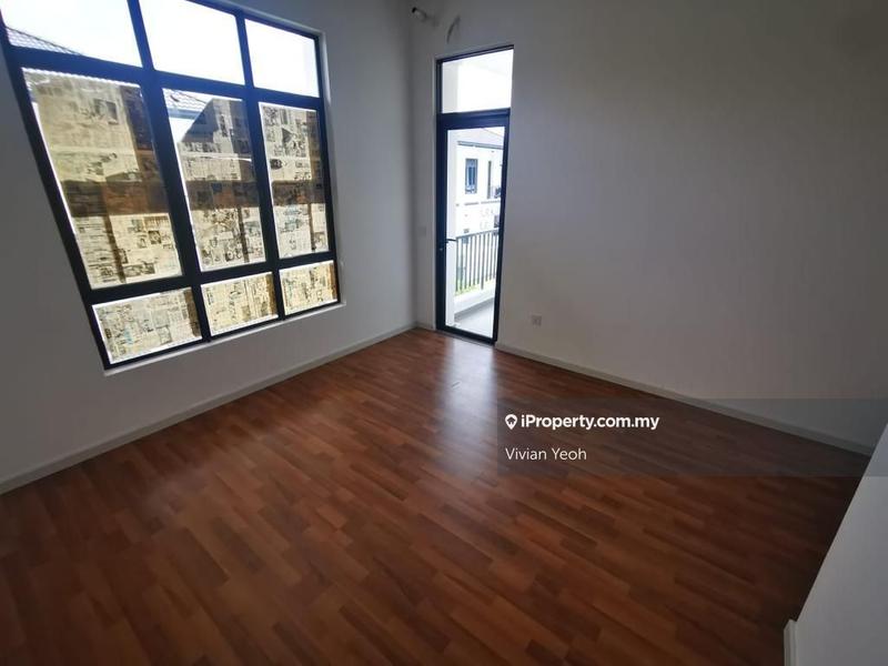 Semi-Detached House for Sale in Bandar Puncak Alam, Puncak Alam by Vivian Yeoh - iProperty.com.my