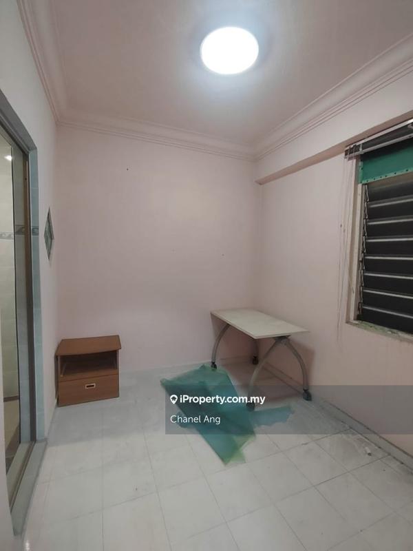 Flat for Rent in Jentayu by Chanel Ang - iProperty.com.my