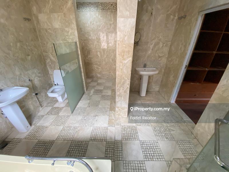 Bungalow House untuk Dijual di Taman TAR, Ampang oleh Fadzli Realtor - Bathroom - iProperty.com.my
