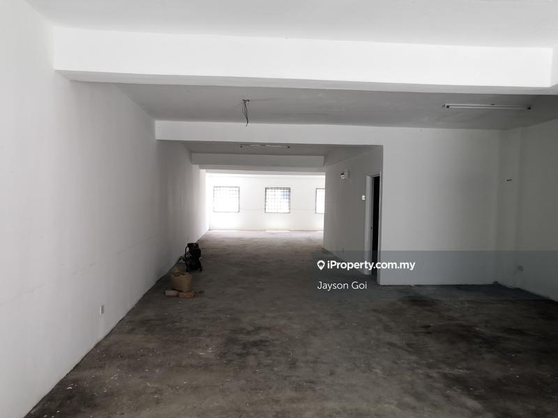 Kedai untuk Disewa di Bandar Country Homes, Rawang oleh Jayson Goi - iProperty.com.my