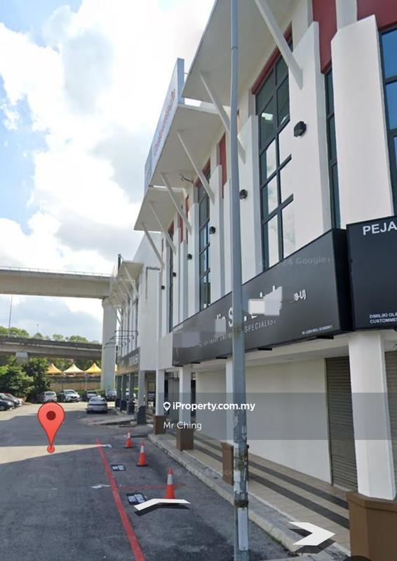 For Rent - Corner Ground Shop 40x75 Most Busiest Road Kenari Puchong Jaya