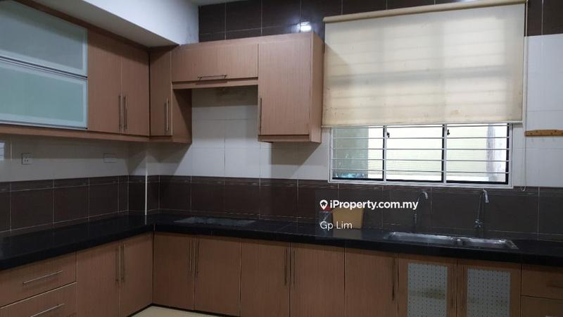 Rumah Berkembar untuk Dijual di Ambang botanic 1, Klang oleh Gp Lim - iProperty.com.my