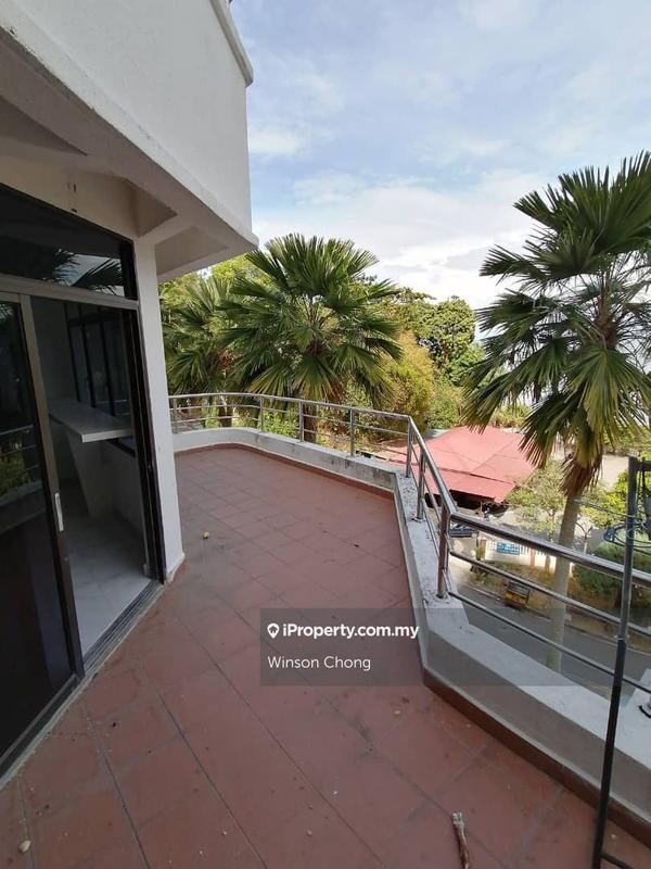 Condominium for Sale in Marina Tower (Ratu Mutiara) by Winson Chong - iProperty.com.my