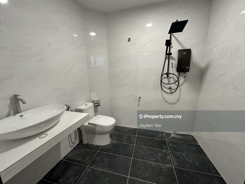 Rumah Berkembar untuk Dijual di Damansara Heights, Damansara Heights oleh Jayden Yee - iProperty.com.my