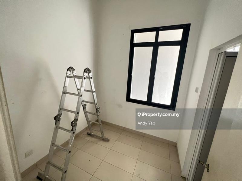2-storey Terraced House for Sale in Lake Club, Rawang, Rawang by Andy Yap - iProperty.com.my