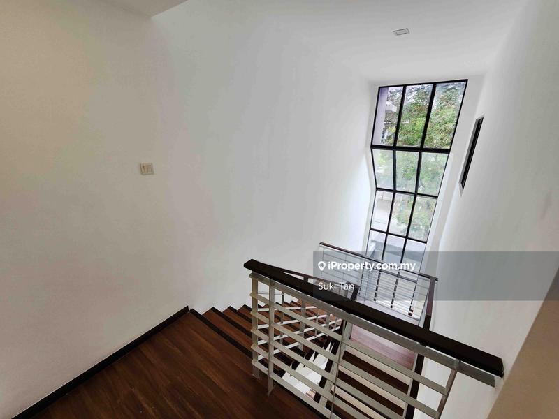 Rumah Berangkai 3 Tingkat untuk Dijual di Lake Fields, Sungai Besi oleh Suki Tan - iProperty.com.my