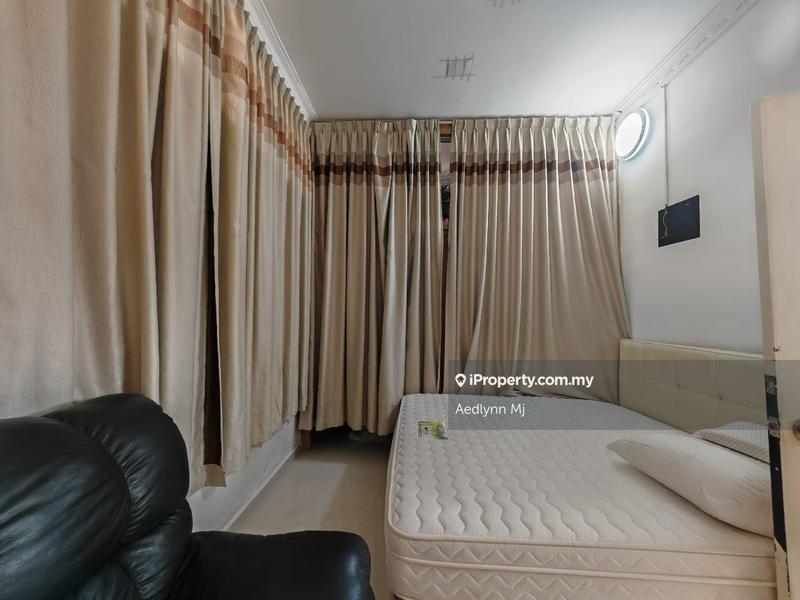Rumah Berangkai 2.5 Tingkat untuk Dijual di Taman Meranti Jaya, Puchong oleh Aedlynn Mj - iProperty.com.my