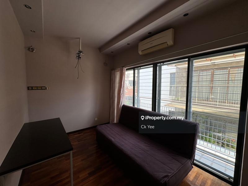 3-storey Terraced House for Sale in Taman Esplanad, Bukit Jalil by Ck Yee - iProperty.com.my