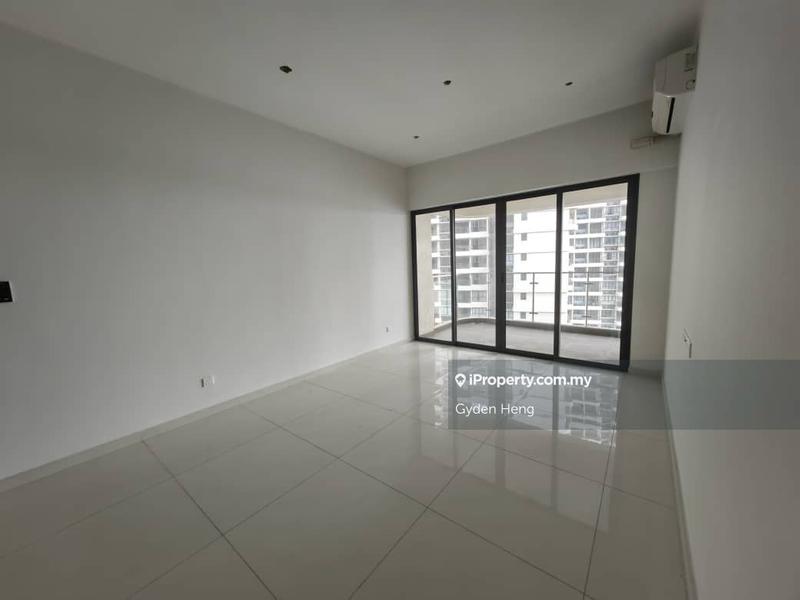 For Sale - Bay Laurel @ Country Garden Danga Bay