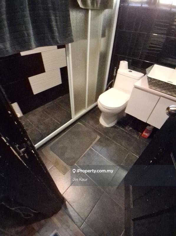 Rumah Teres untuk Dijual di Usj 2, Subang Jaya oleh Jin Kaur - iProperty.com.my
