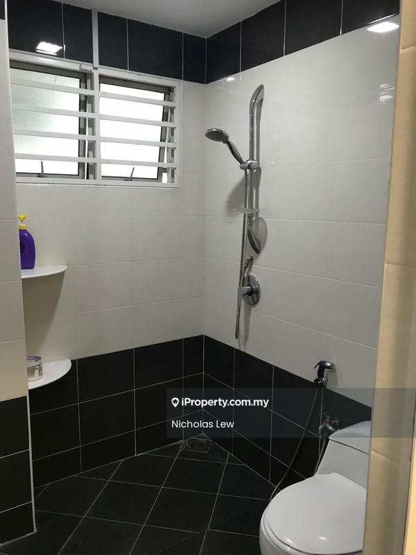 Condominium for Rent in Bayan Villa, Seri Kembangan by NK Lew - iProperty.com.my