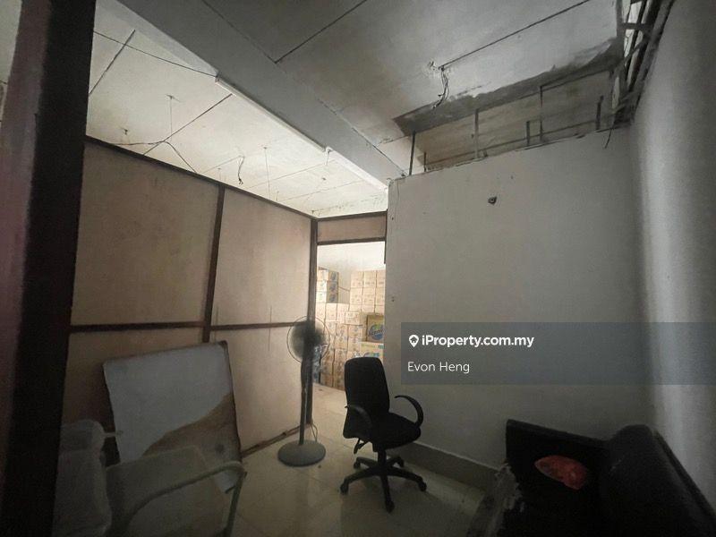 Kedai untuk Dijual di Seri Kembangan, Selangor oleh Evon Heng - iProperty.com.my