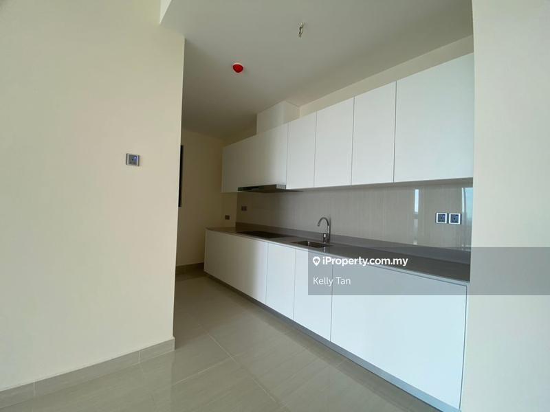 Service Residence for Sale in Senada Residence @ KLGCC Resort by Kelly Tan - iProperty.com.my