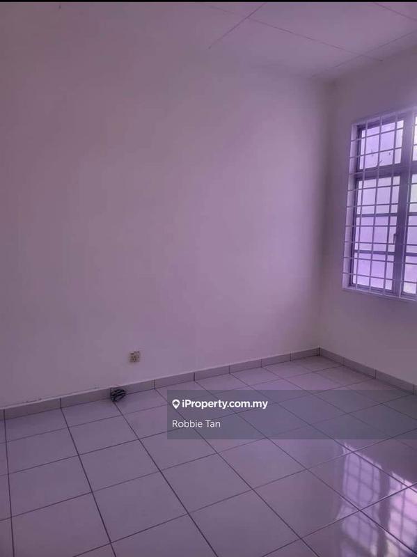 Rumah Berangkai 2 Tingkat untuk Dijual di Taman Puteri Wangsa, Ulu Tiram oleh Robbie Tan - iProperty.com.my