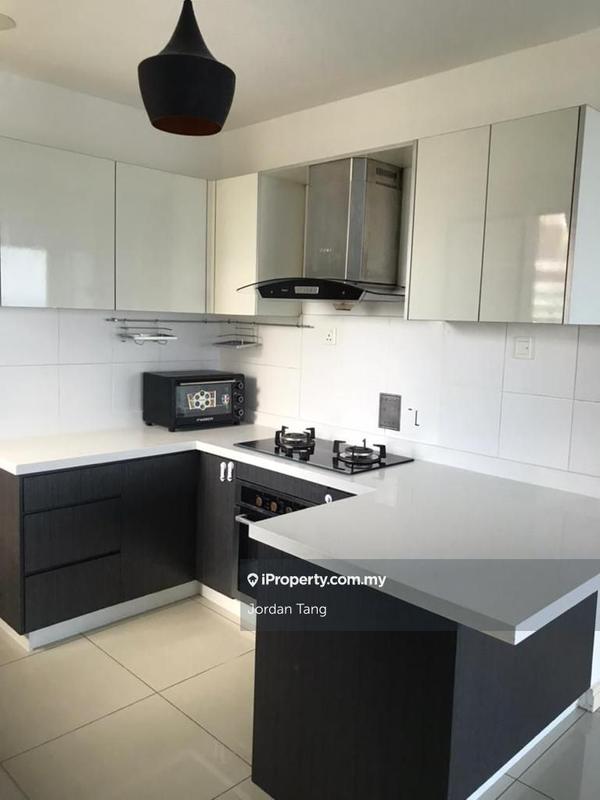 Kediaman Servis untuk Dijual di Setia SKY Residences oleh Jordan Tang - iProperty.com.my