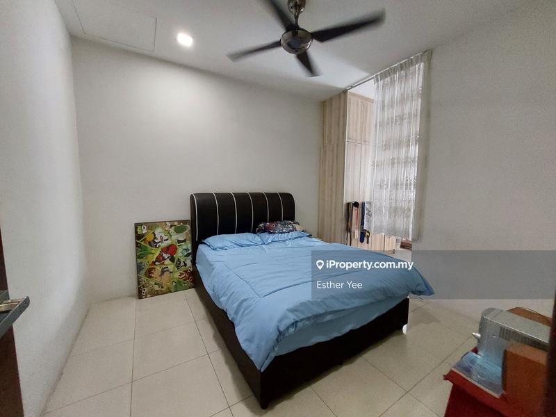 Rumah Teres 3-Tingkat untuk Dijual di Taman Dagang Permai, Ampang oleh Esther Yee - iProperty.com.my