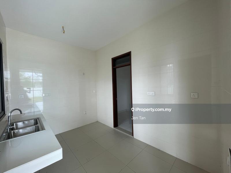 Bungalow House for Sale in Kota Kemuning, Shah Alam by Jen Tan - iProperty.com.my