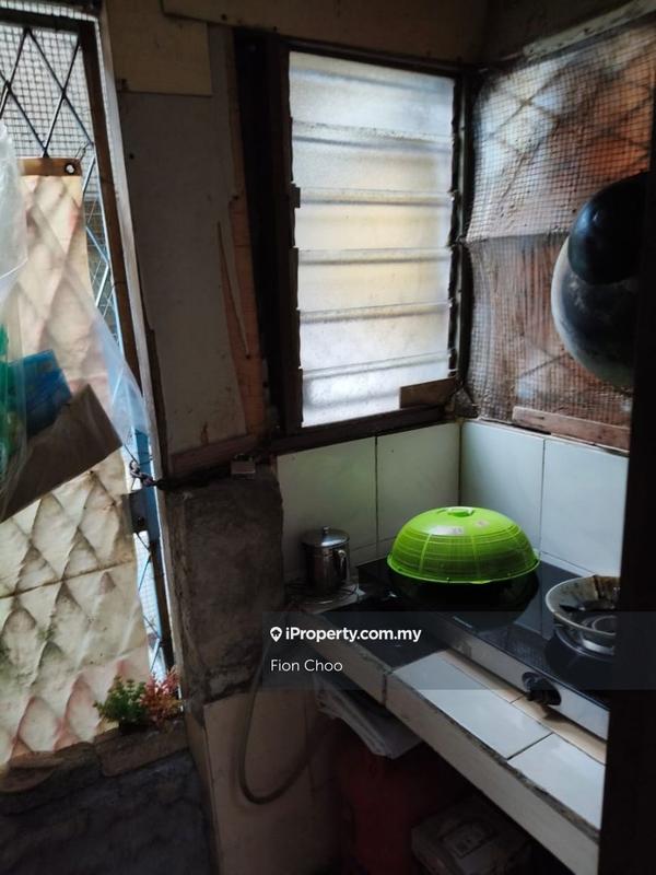 Rumah Teres untuk Dijual di Taman Sri Watan, Ampang oleh Fion Choo - iProperty.com.my