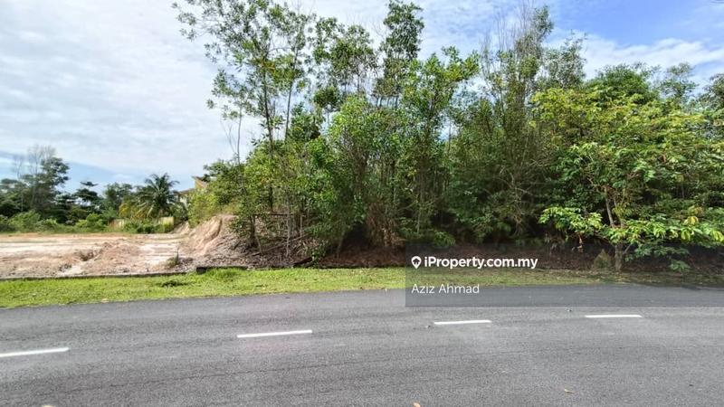 Banglo Tanah untuk Dijual di Nilai Spring Villa, Nilai oleh Aziz Ahmad - iProperty.com.my