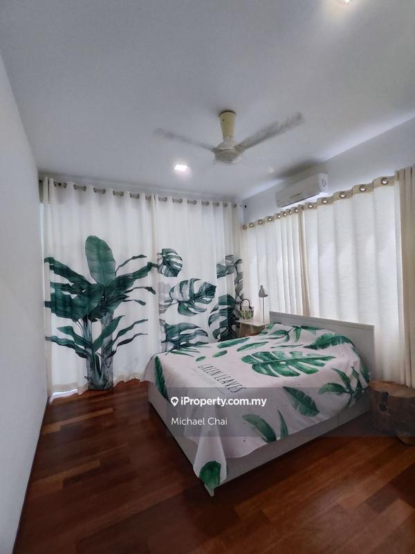 Bungalow House untuk Dijual di Jalan Villa 2/1, Lake Front Villa, Cyberjaya oleh Michael Chai - iProperty.com.my
