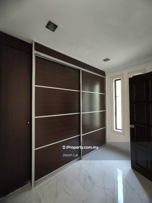 Bungalow House for Sale in Seksyen 4, Kota Damansara by Jason Lai - iProperty.com.my