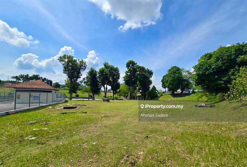 Banglo Tanah untuk Dijual di Presint 11, Presint 11 oleh Ahmad Fadlee - iProperty.com.my