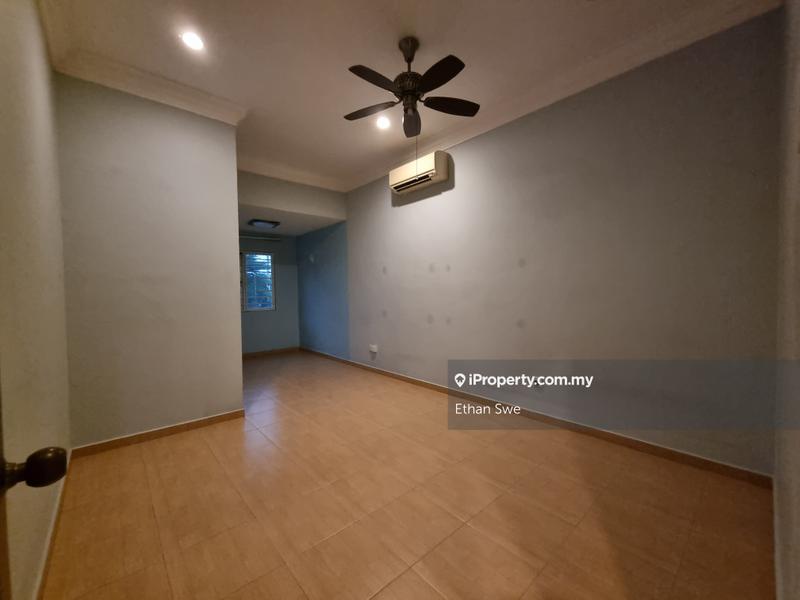 Rumah Berangkai 2 Tingkat untuk Dijual di Tiara Putra, Sungai Buloh oleh Ethan Swe - iProperty.com.my