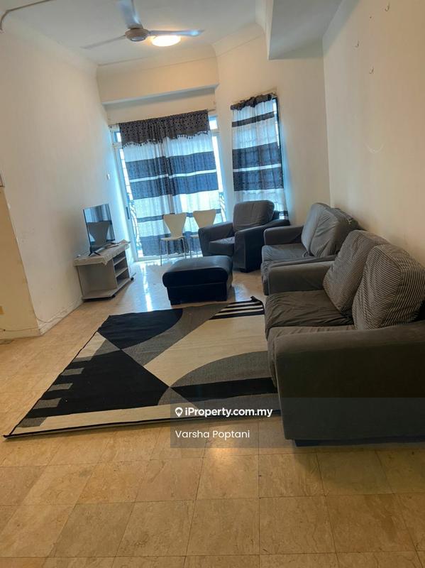 Kondominium untuk Disewa di Villa Scott oleh Varsha Poptani - Living Room - iProperty.com.my