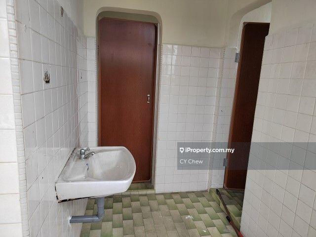Shop / Office for Rent in Taman Ungku Tun Aminah, Skudai by CY Chew - iProperty.com.my