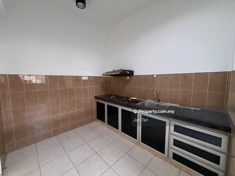 Townhouse for Sale in Kota Kemuning, Shah Alam by Jen Tan - iProperty.com.my