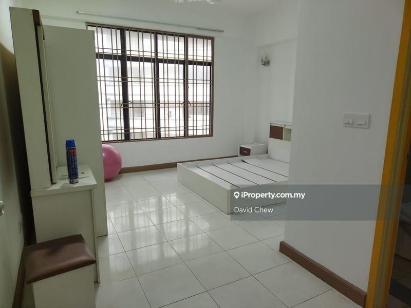 Service Residence for Sale in Diamond Residences by David Chew - iProperty.com.my
