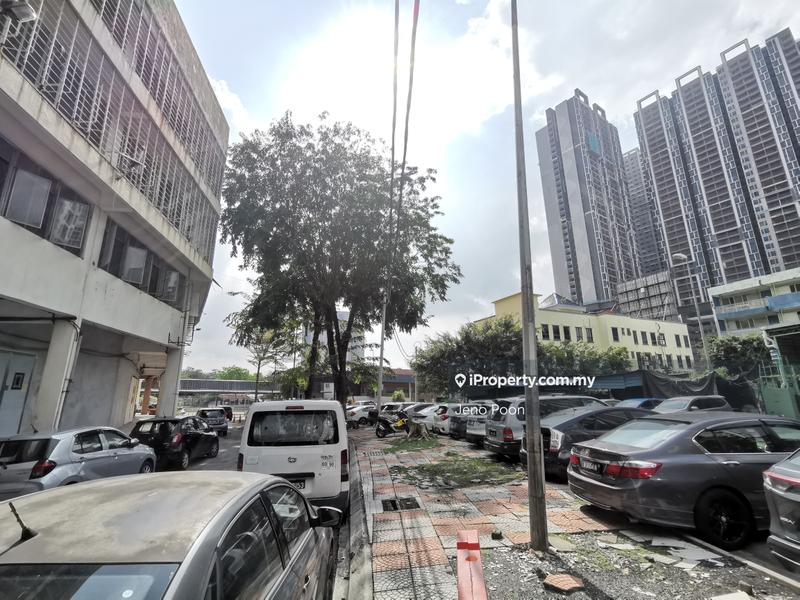 Kedai untuk Disewa di Kampung Pasir Lama, Jalan Klang Lama (Old Klang Road) oleh Jeno Poon - iProperty.com.my