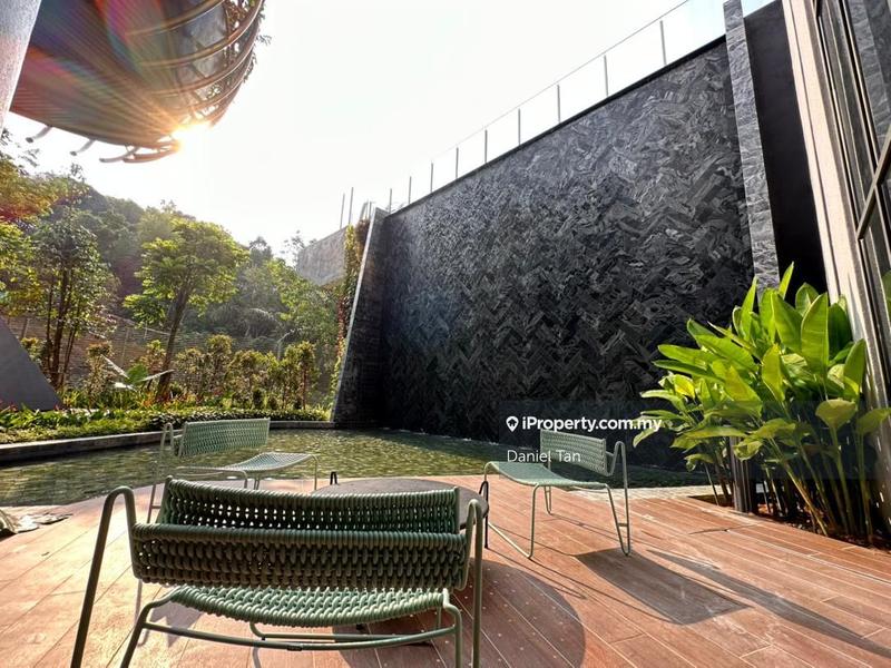 For Rent - Trinity Pentamont