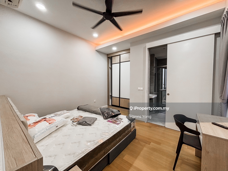 For Rent - The Sentral Suites