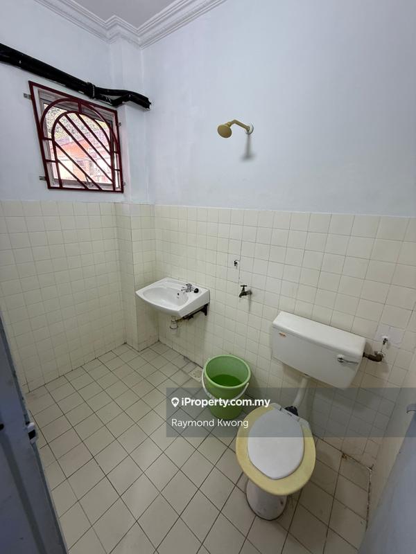 2-storey Terraced House for Sale in Taman Universiti Indah, Seri Kembangan by Raymond Kwong - iProperty.com.my