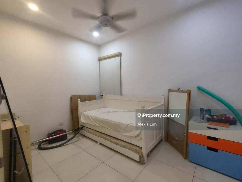 Condominium for Sale in The Z Residence by Alexis Lim - iProperty.com.my