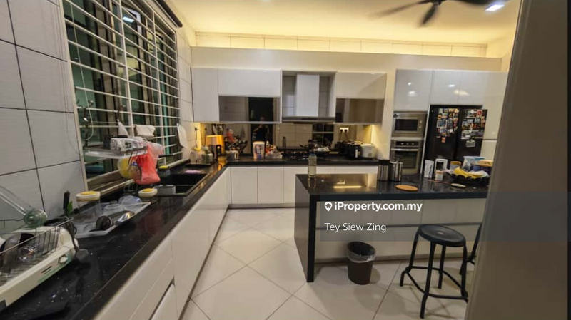 Rumah Berkembar untuk Dijual di Taman Bukit Serdang, Seri Kembangan oleh Tey Siew Zing - iProperty.com.my